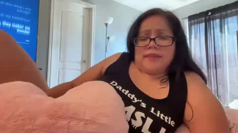 lovelykatiebabe online show from 3, 10, 2025