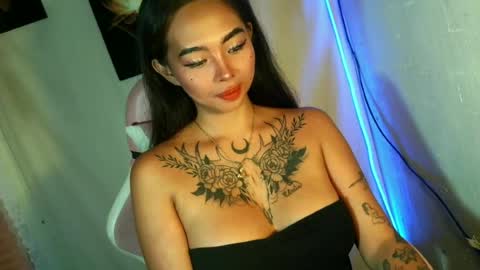 Snapshot of lovelykayleexx chatting on 18, 7, 2026 ara online show from 18, 7, 2026