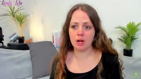 Lola online show from 5, 10, 2025