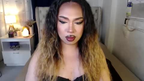 Snapshot of lovelymarie69 chatting on 6, 1, 2025 Rebeca online show from 6, 1, 2025