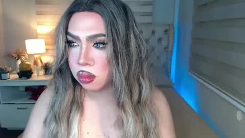 Snapshot of lovelymarie69 chatting on 13, 2, 2025 Rebeca online show from 13, 2, 2025