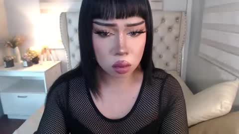 Snapshot of lovelymarie69 chatting on 4, 6, 2026 Rebeca online show from 4, 6, 2026