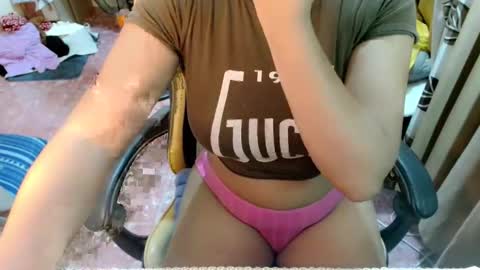 Snapshot of lovelymarish chatting on 10, 10, 2025 lovelymarish online show from 10, 10, 2025
