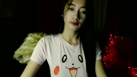 Snapshot of lovelypetite143 chatting on 26, 2, 2026 lovelypetite143 online show from 26, 2, 2026