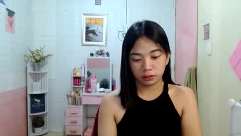 lovelypetitebigcock online show from 18, 2, 2026