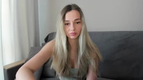 Snapshot of lovelyrose135 chatting on 23, 5, 2026 Lovely Rose online show from 23, 5, 2026