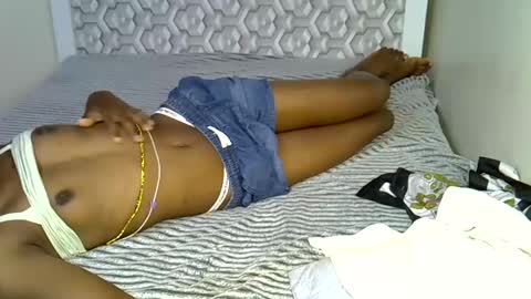 Snapshot of lovelytin chatting on 6, 10, 2025 lovelytin online show from 6, 10, 2025
