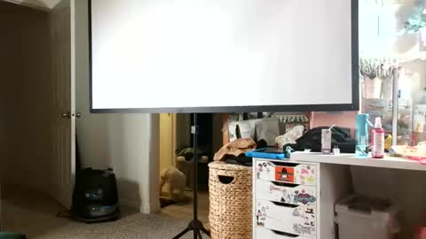 lovelyxmacii online show from 11, 4, 2026