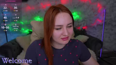 Snapshot of lovelyybell chatting on 4, 2, 2025 B E L L online show from 4, 2, 2025