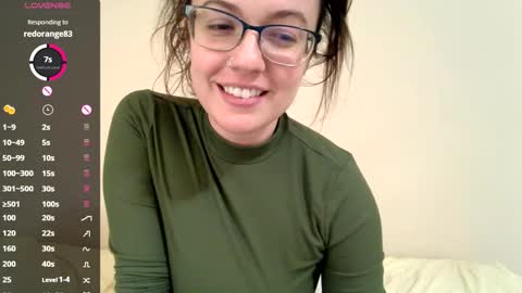 Snapshot of lovemesomemoree chatting on 29, 1, 2025 Connie online show from 29, 1, 2025