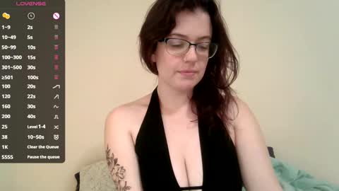 Snapshot of lovemesomemoree chatting on 17, 2, 2025 Connie online show from 17, 2, 2025
