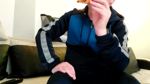 lovepusy87 online show from 9, 12, 2024