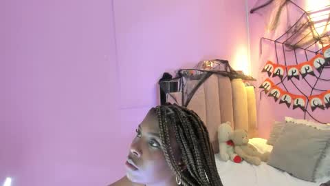 L O V E  online show from 22, 10, 2025