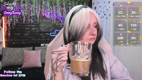 Snapshot of lover_emmy chatting on 4, 2, 2025 Emmy online show from 4, 2, 2025