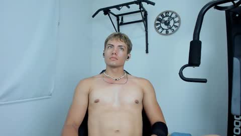 Snapshot of lover_fitnessboy chatting on 7, 3, 2025 kevin online show from 7, 3, 2025