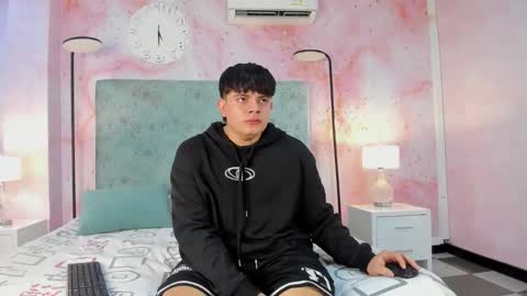 loverebels_ online show from 25, 11, 2025