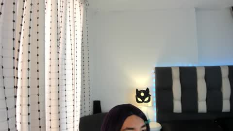 loverisu online show from 15, 9, 2025