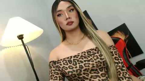 lovers moon22 online show from 6, 10, 2025