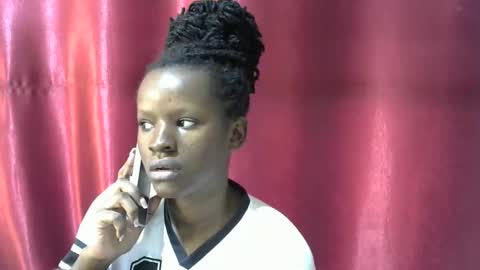 Snapshot of loveslut_ chatting on 29, 10, 2025 loveslut_ online show from 29, 10, 2025