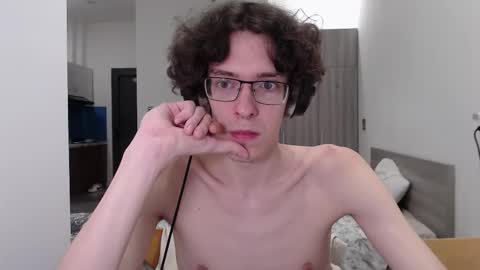 LovesomeCookie online show from 7, 11, 2025