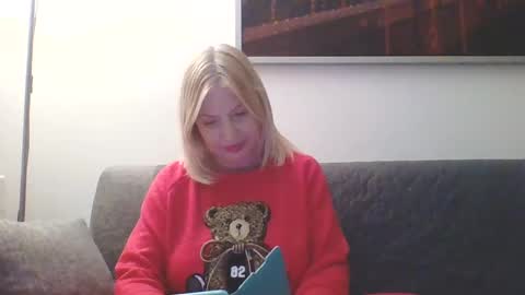 Snapshot of lovestar544963 chatting on 2, 12, 2024 Marlyn online show from 2, 12, 2024