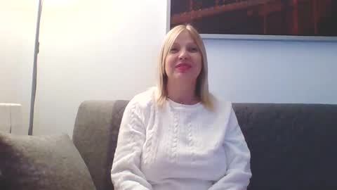 Snapshot of lovestar544963 chatting on 4, 12, 2024 Marlyn online show from 4, 12, 2024