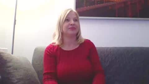 Snapshot of lovestar544963 chatting on 7, 1, 2025 Marlyn online show from 7, 1, 2025