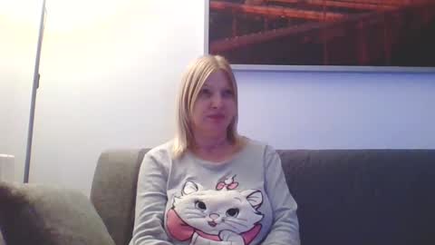 Snapshot of lovestar544963 chatting on 13, 1, 2025 Marlyn online show from 13, 1, 2025