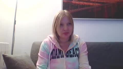 Snapshot of lovestar544963 chatting on 17, 1, 2025 Marlyn online show from 17, 1, 2025