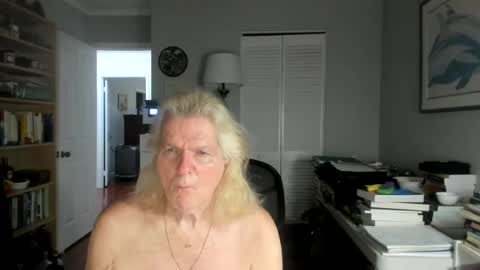 Snapshot of lovestylistwomen chatting on 17, 6, 2026 Michael online show from 17, 6, 2026