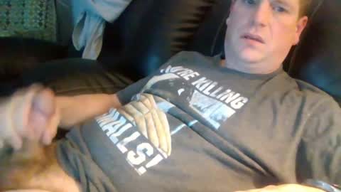 Snapshot of lovetocum37 chatting on 5, 3, 2025 lovetocum37 online show from 5, 3, 2025