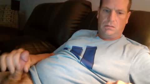 Snapshot of lovetocum37 chatting on 17, 9, 2025 lovetocum37 online show from 17, 9, 2025