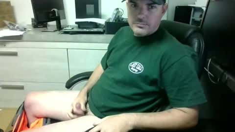 Snapshot of lovetofps chatting on 29, 12, 2024 Love2Game online show from 29, 12, 2024