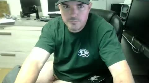 Snapshot of lovetofps chatting on 16, 12, 2025 Love2Game online show from 16, 12, 2025