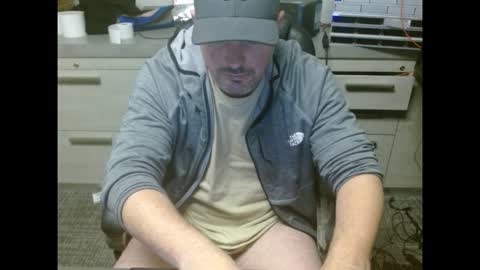 Snapshot of lovetofps chatting on 18, 3, 2026 Love2Game online show from 18, 3, 2026