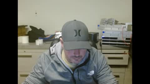 Snapshot of lovetofps chatting on 20, 4, 2026 Love2Game online show from 20, 4, 2026