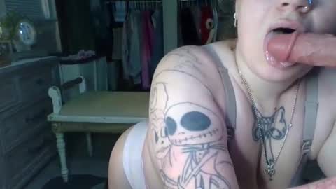 lovetubes101 online show from 26, 11, 2025