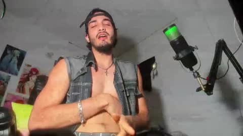 lovexjuxn77 online show from 22, 11, 2025