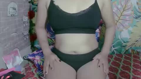 Snapshot of lovexx_69ass chatting on 23, 11, 2025 lovexx_69ass online show from 23, 11, 2025