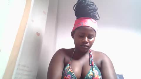 lovie_paula online show from 18, 10, 2025
