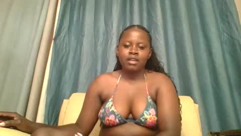 Snapshot of loviett chatting on 9, 6, 2026 loviett online show from 9, 6, 2026