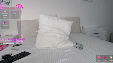 Cristina online show from 15, 12, 2025