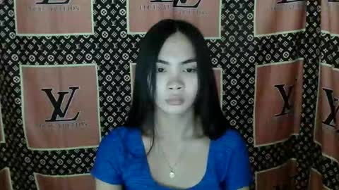 loving_rhean online show from 15, 12, 2025