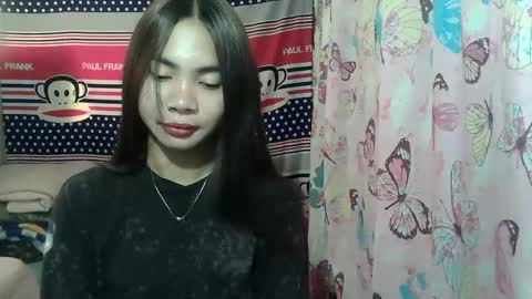 loving_rhean online show from 13, 5, 2026
