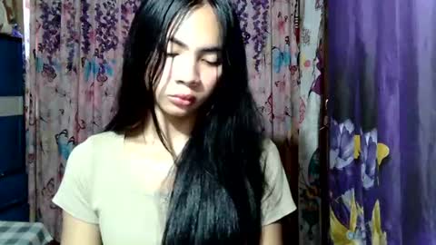 loving_rhean online show from 24, 7, 2026