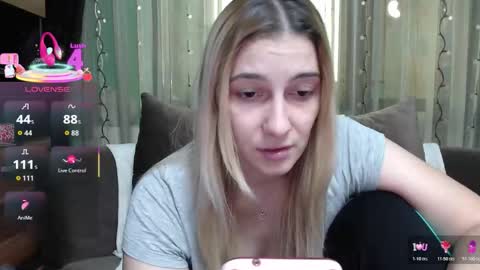 Antonia online show from 23, 10, 2025