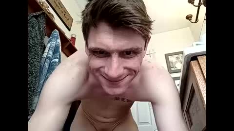 Snapshot of lowcard2389 chatting on 10, 3, 2025 lowcard2389 online show from 10, 3, 2025