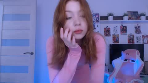 Snapshot of lower_angel chatting on 11, 12, 2024 Loly online show from 11, 12, 2024