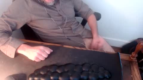 lreed090 online show from 21, 5, 2026