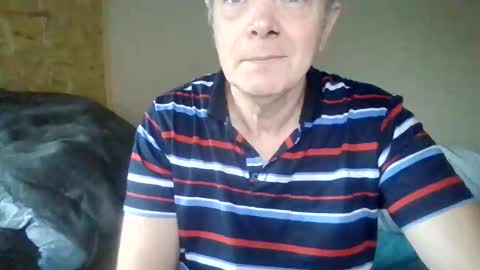 Snapshot of lu485947452685193669 chatting on 20, 5, 2026 lu485947452685193669 online show from 20, 5, 2026